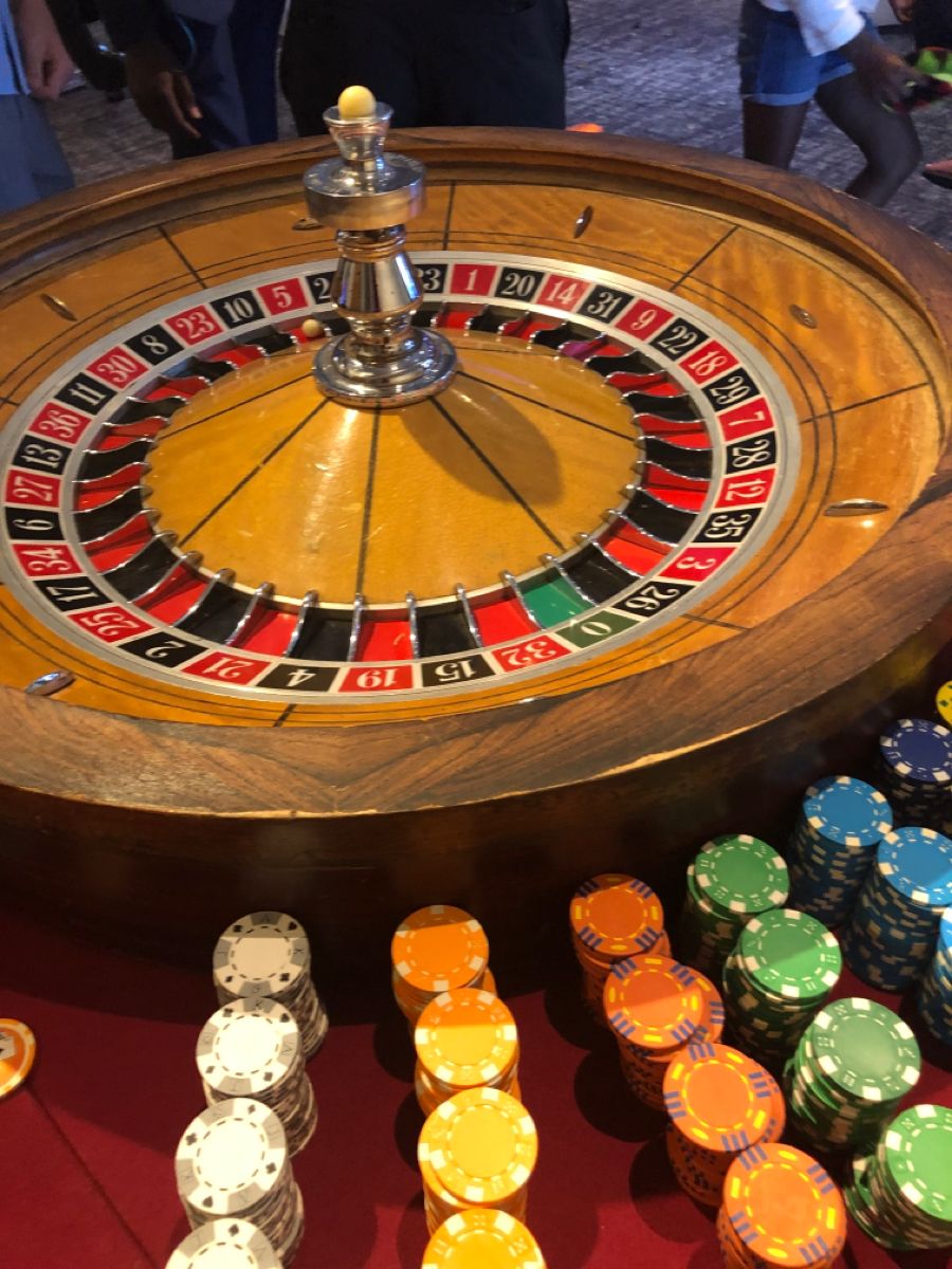 Slots 777 Party Login کھلاڑیوں کے لیے لائیو کیسینو سیکشن